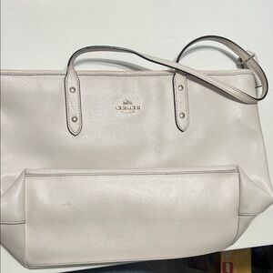 Coach Off-White Leather Tote Bag